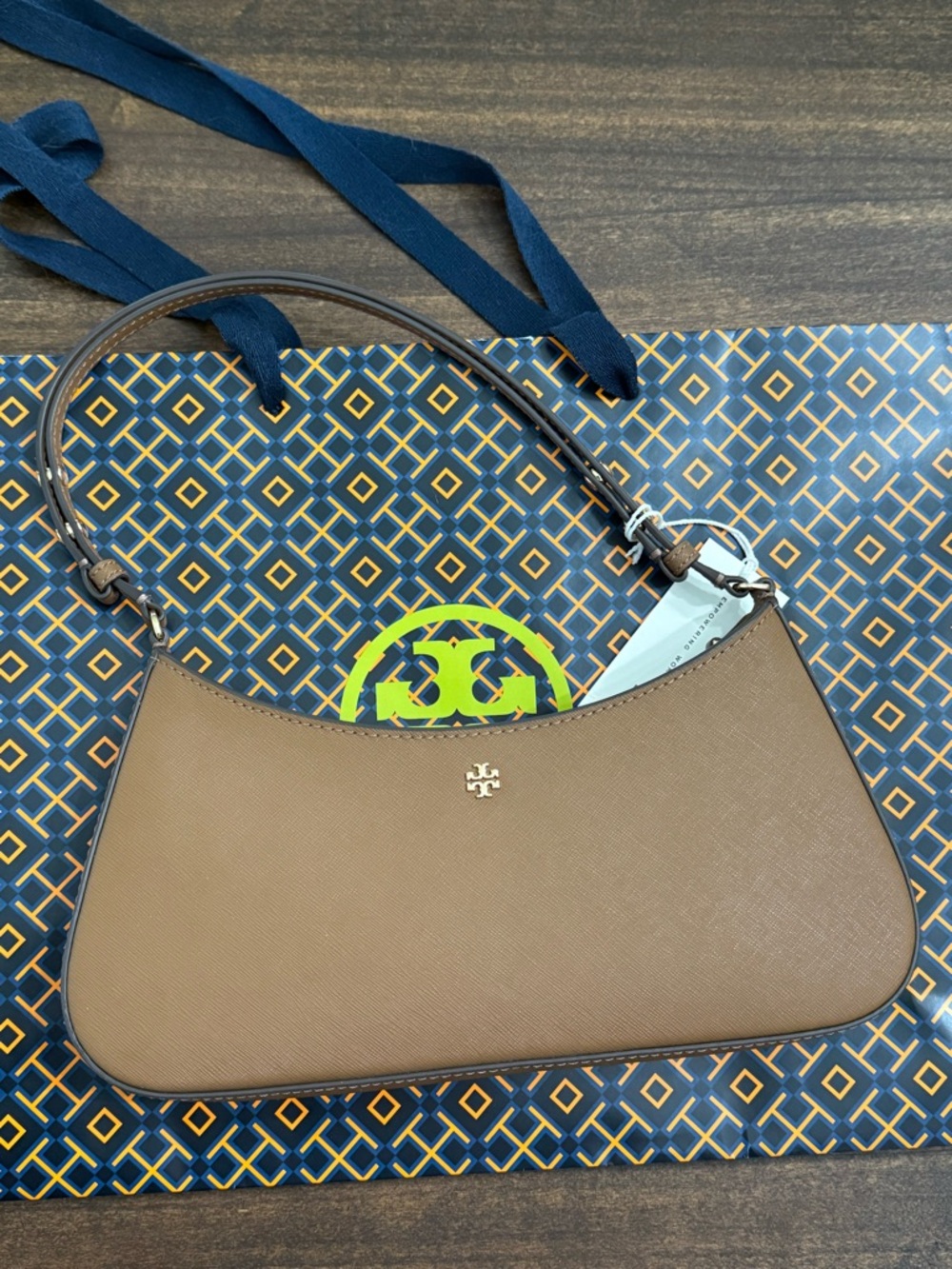 Tory Burch Emerson Shoulder Bag in Moose color - Picture 8 of 9